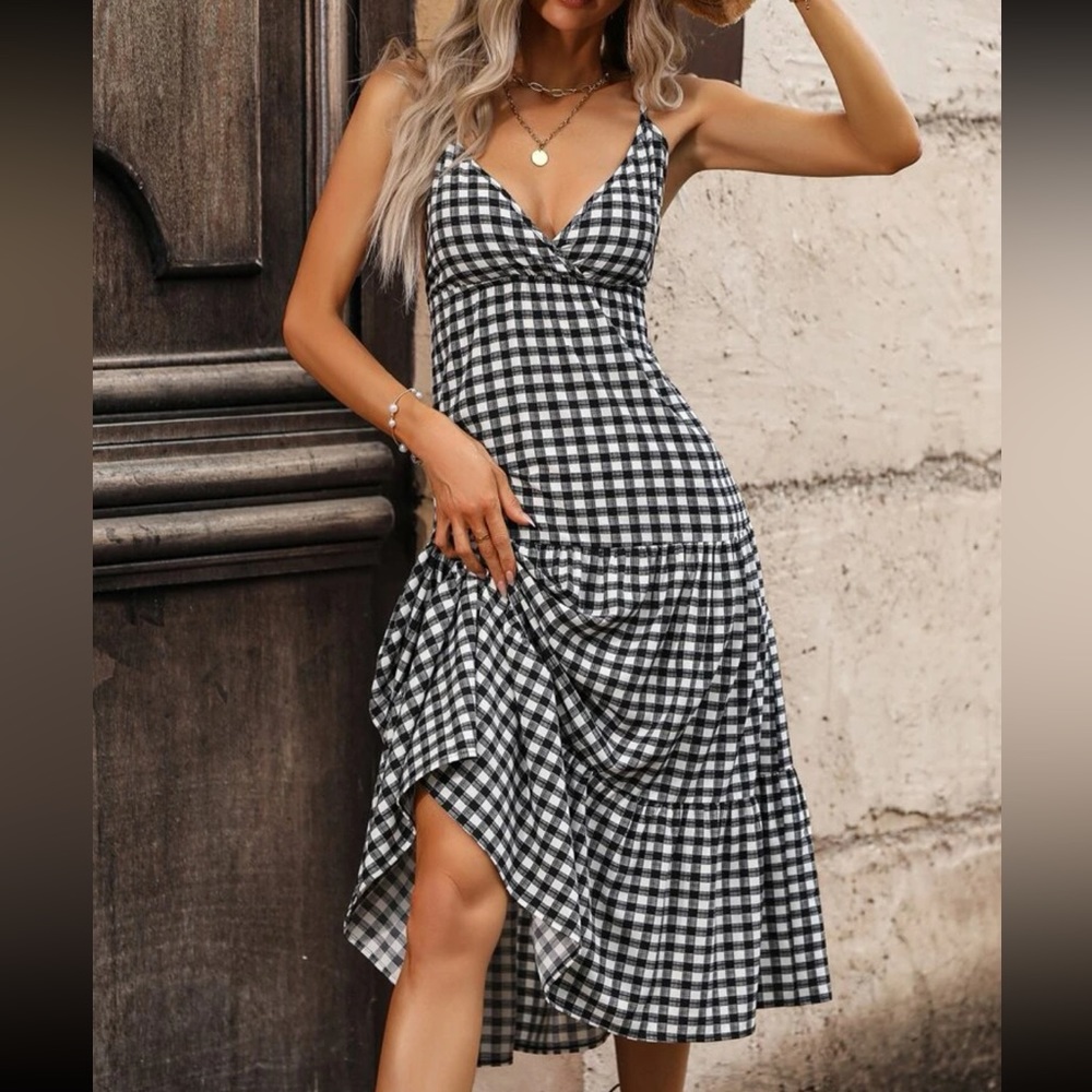 Classic Gingham Print Deep V neck Tired Cami Dress - Picture 4 of 6